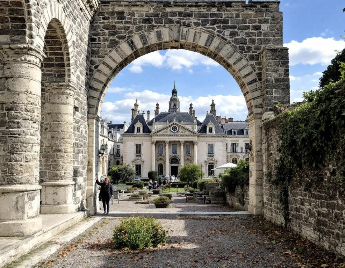 Stratégies Juridiques Innovantes pour Naviguer le Labyrinthe du Droit Immobilier en 2025